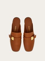 Ferragamo Hug buckle mule - Image 6
